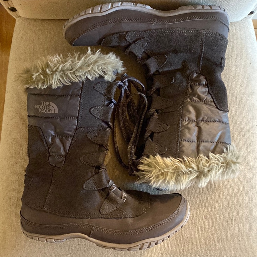 The North Face Women’s Abby III Lace Up Winter Boots Suede Gray Size 6